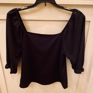 NWT ABOUND SQUARE NECK RUFFLE CUFF TOP!